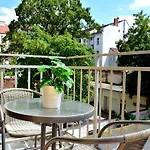 Seifert * Prague