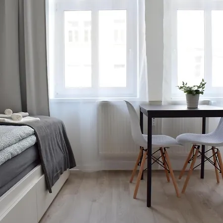 Seifert Apartment Prag